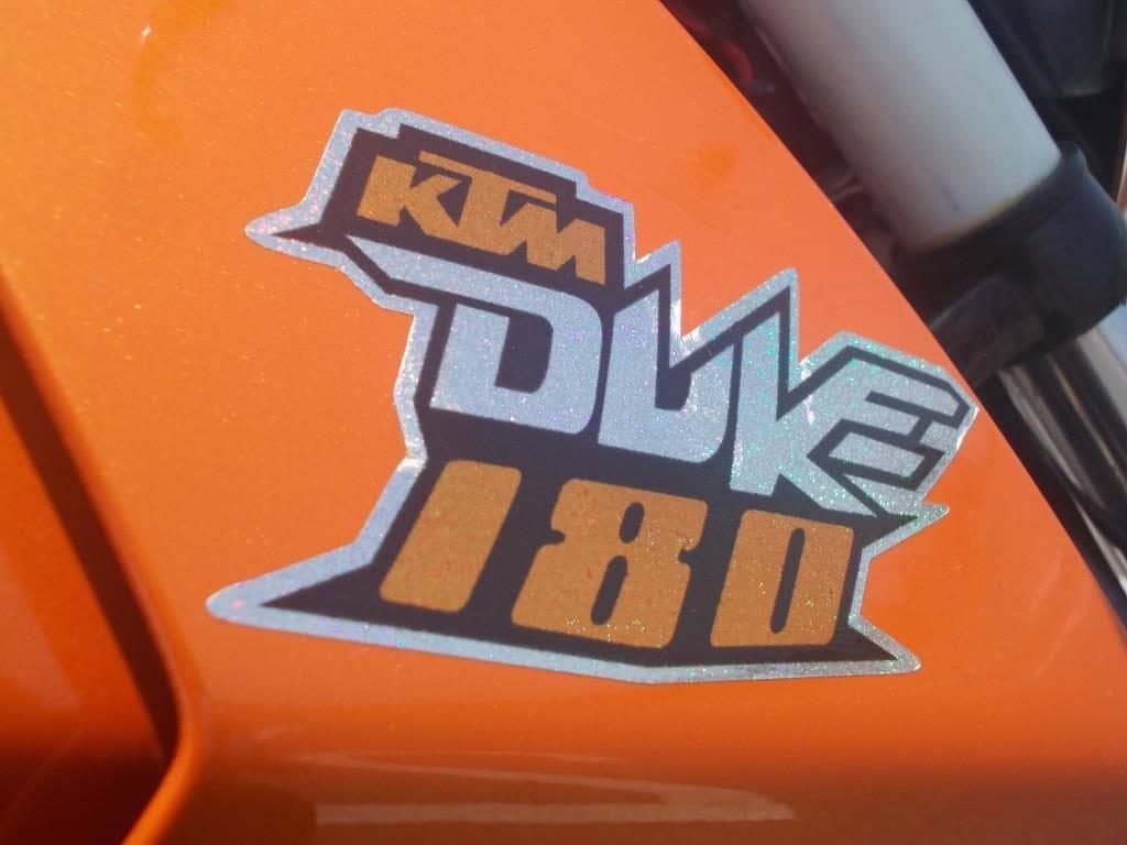 KTM Duke 180... :mrgreen: ...