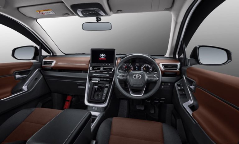Interior Toyota Kijang Innova Zenix 2023