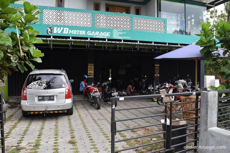 warung dohc garage